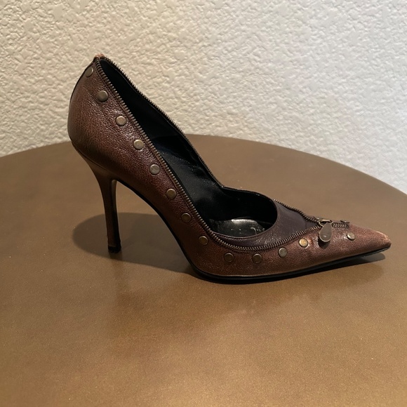 Vintage Gianni Versace Brown Metallic Leather Studded Pump